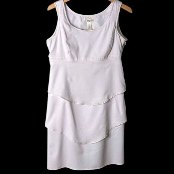 Emma & Michelle White Stretch Layered Ruffled Gold Stitching Sundress Size 10 M - Picture 1 of 13